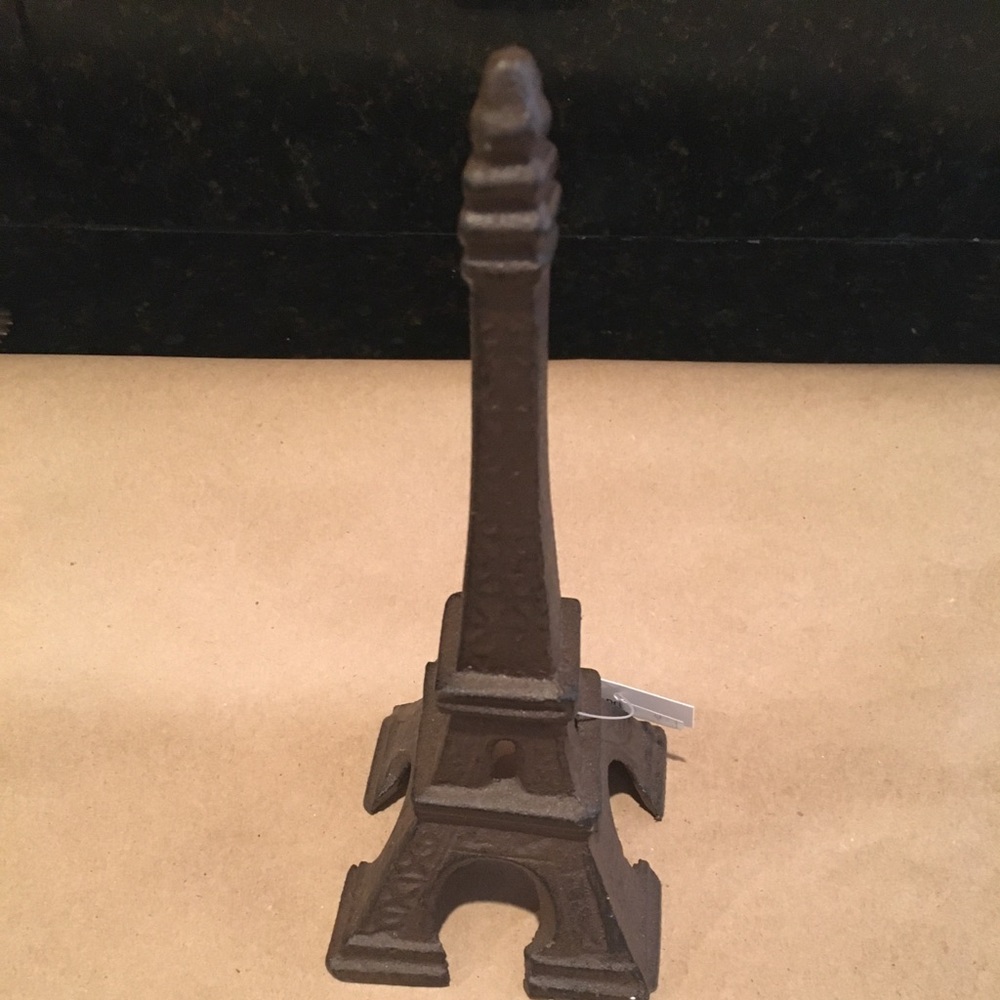 WAS $22 Eiffel Tower Iron ring holder